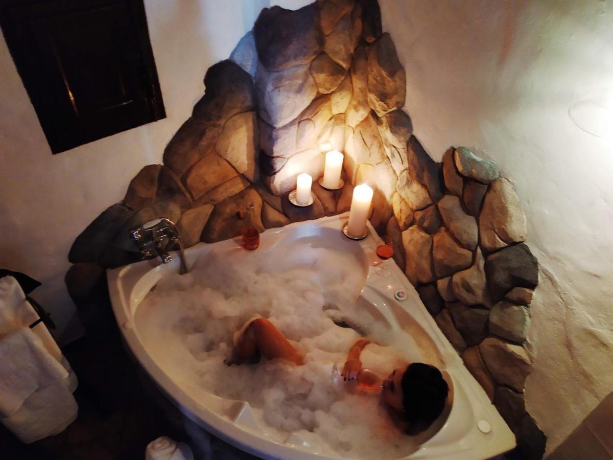 El Escondite De Martina, Casa Rural Romantica Setenil De Las Bodegas Dış mekan fotoğraf